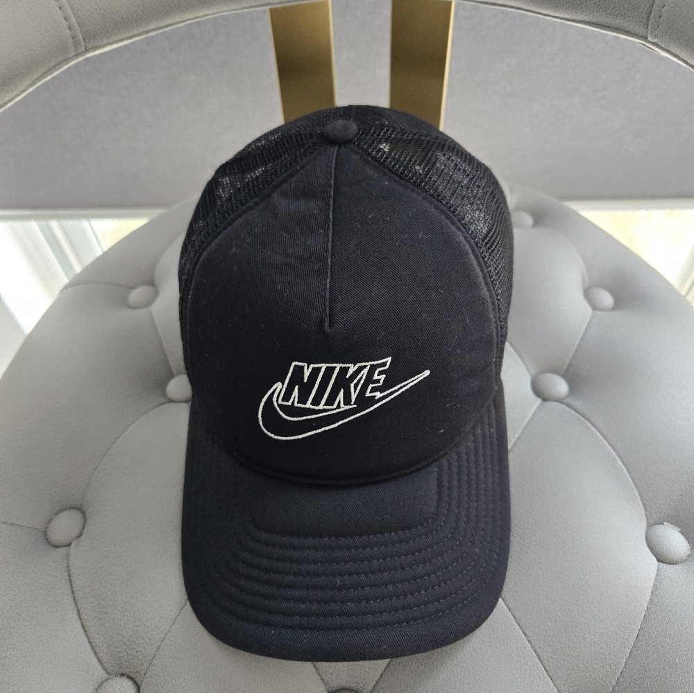 Nike Hat Like New